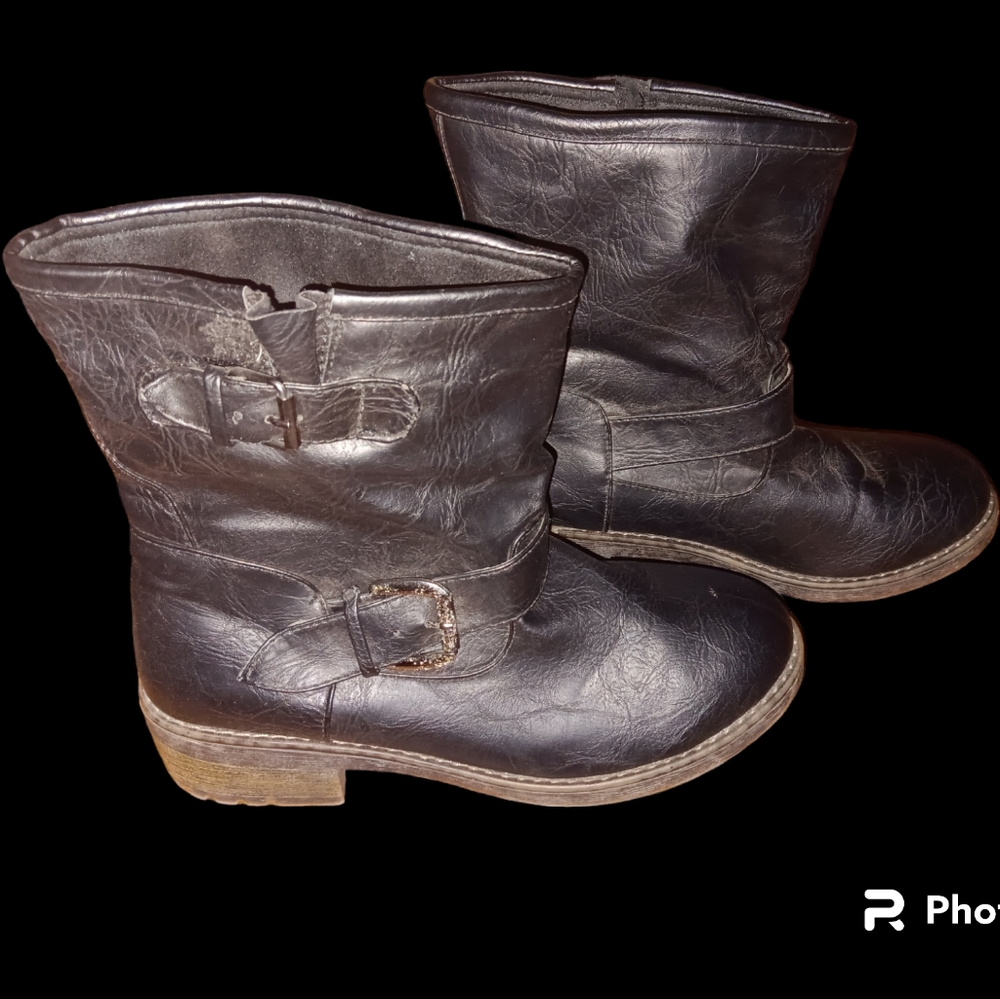 Size 8 Bamboo Black Moto Boots